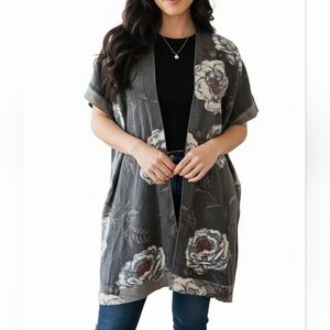 [DO EVERYTHING IN LOVE] Soft Cotton Blend Floral Gray Shawl Cover Up